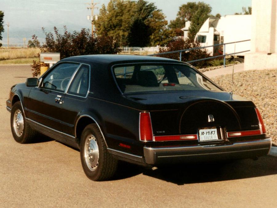  Lincoln Mark VII LSC 1984 года  (фото 8 из 9)